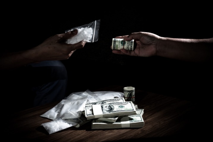 buy drugs from darknet