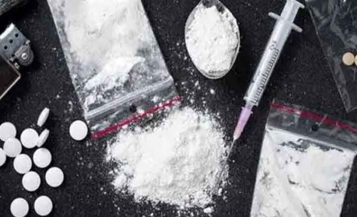 can you buy drugs on the dark web